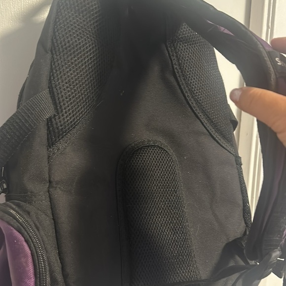 GUC: Samsonite travel backpack with comfort  padding, purple accents - Picture 6 of 6